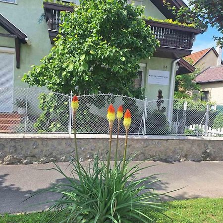 Rohonci Vendeghaz Hotell Kőszeg Exteriör bild