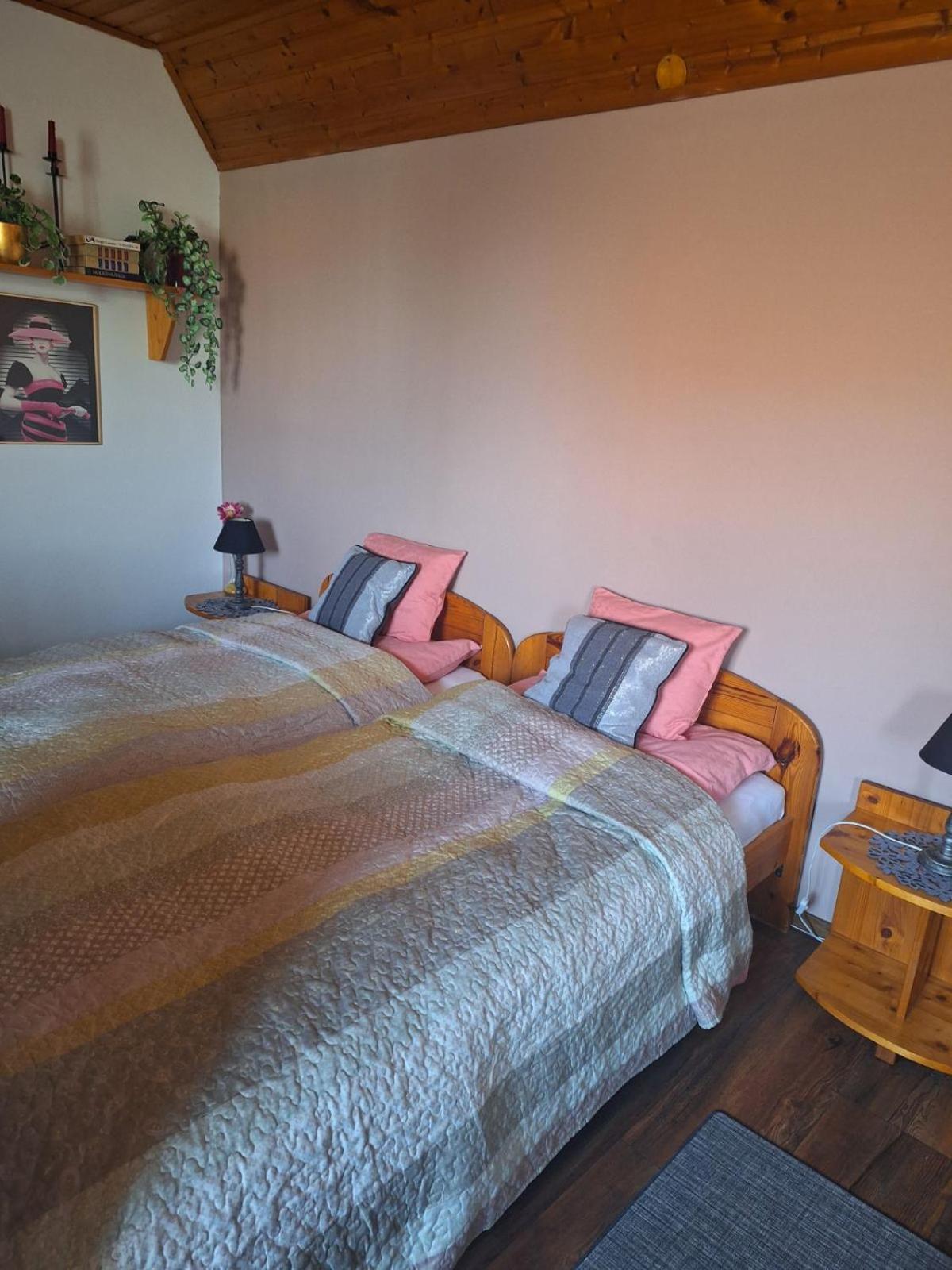Rohonci Vendeghaz Hotell Kőszeg Exteriör bild